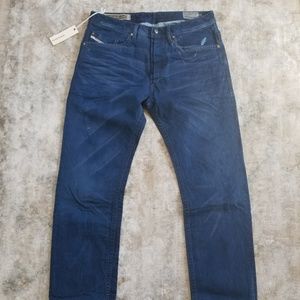 New Diesel Braddom Regular Slim Carrot Dark Jeans